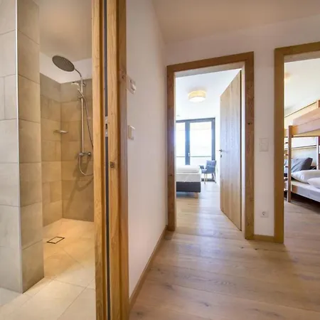 Nyaraló Edelweisshaus 11