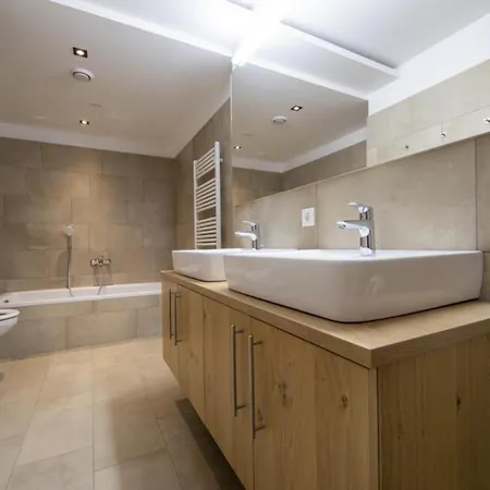 Nyaraló Edelweisshaus 11 Königsleiten