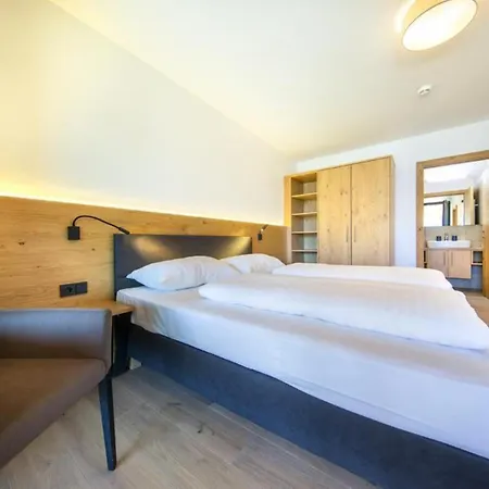 Edelweisshaus 11 Nyaraló *