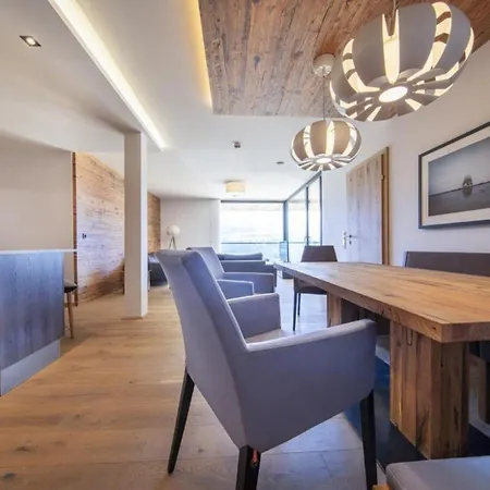 Nyaraló Edelweisshaus 11