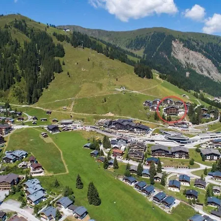 Edelweisshaus 11 Holiday home *